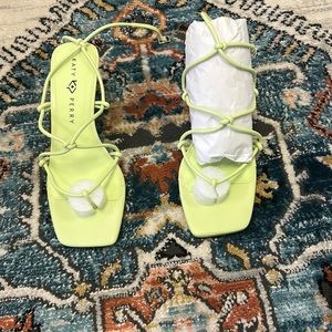 Katy perry Women's The Irisia Knotted Strappy Wedge Sandals